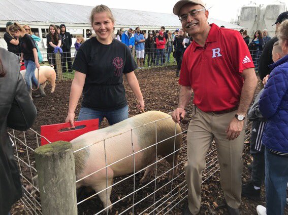 duttaRutgers's tweet photo. My first Rutgers Day. Exceeded expectations! Tks @RutgersSEBS @RutgersSOE @RutgersSAS @rutgersalumni and more. Tks to RUPD for a safe event. @RutgersNB is truly the NJ town square and was a pleasure to see so many New Jerseyans visit @RutgersU. Go Rutgers!! https://t.co/ZASM9Ww2Cz