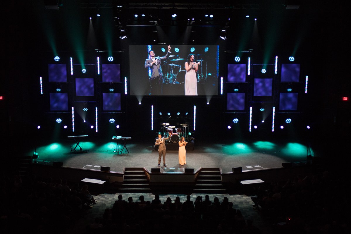 cedarville's tweet photo. What a great show @cedarville! Amazing talent and creativity shown by our students tonight! #ellivxviii #elliv #elliv2018 https://t.co/N9BBSgV4us
