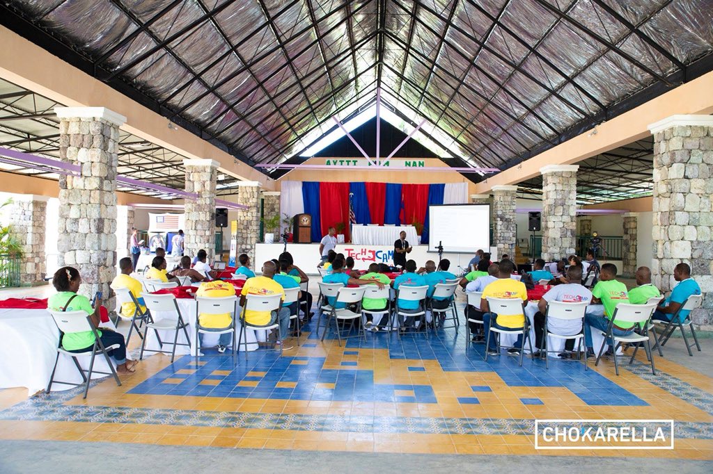 chokarella's tweet photo. #TechCampOkay https://t.co/iJGzjG5Bej