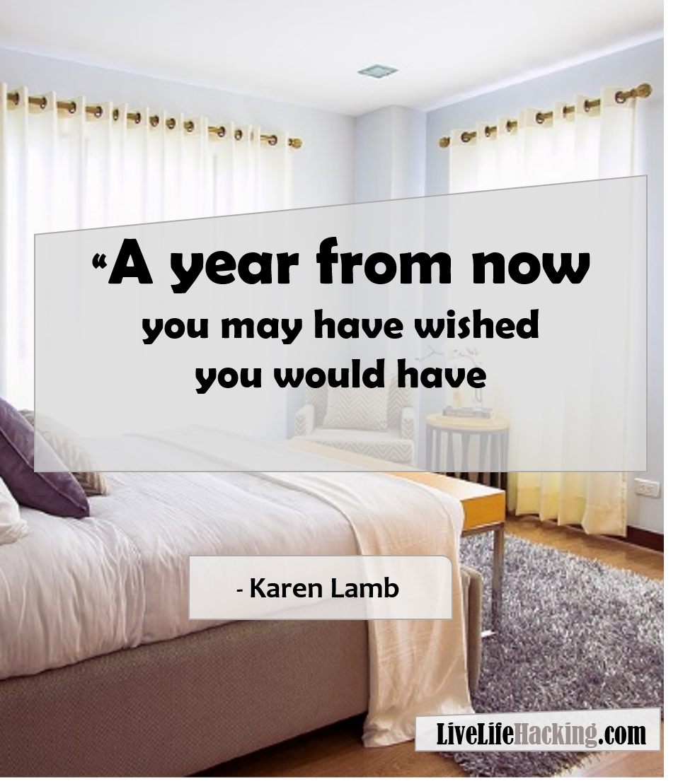 LiveLifeHacking's tweet photo. Put your phone down and take a few minutes to start #cleaning up your mess.  It doesn't matter where you are at, just take 20 minutes and start now.  #declutter #decluttering https://t.co/mjgpjBedKz