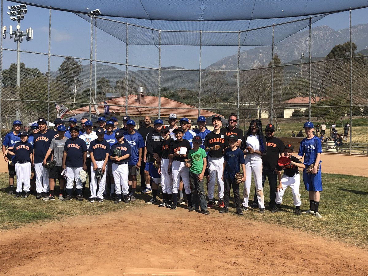 Freshmen were Challenger Buddies today at Alta Loma Little League. It was a great day for baseball ⚾️!