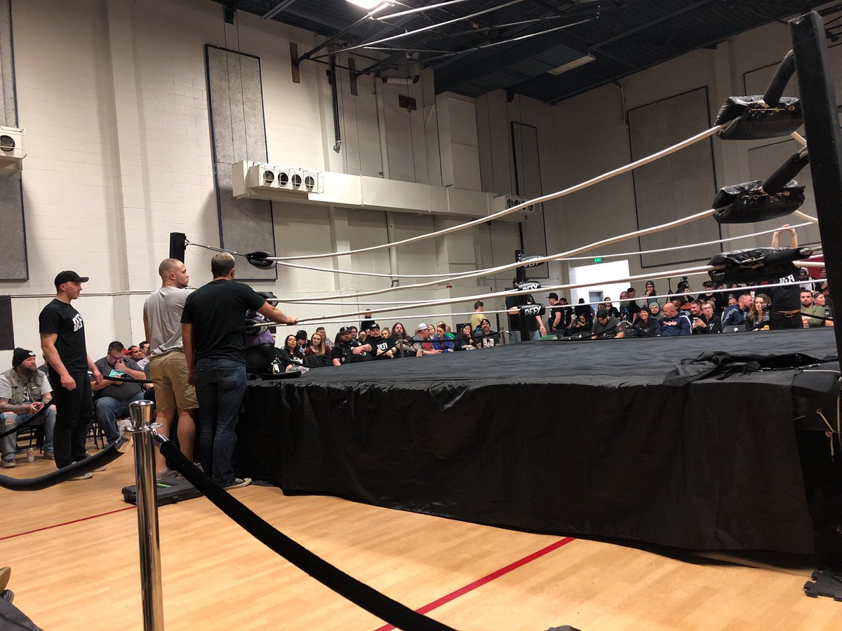 BeastModeManny's tweet photo. #DEFYLegendary these dudes @Brodyxking and @SCHAFF_pw broke the ring @defyNW https://t.co/28WVowsVBK