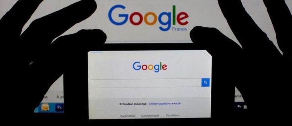 FastenerNews's tweet photo. DYK: Google has made it official: The internet is now mobile-first. Google now indexing & ranking pages on its search engine based on the mobile versions of websites rather than the desktop one. https://t.co/CtFCmVtfD3
#technology #mobilesearches #eCommerce #mobileready #B2BeC https://t.co/WiCeCTFtOS