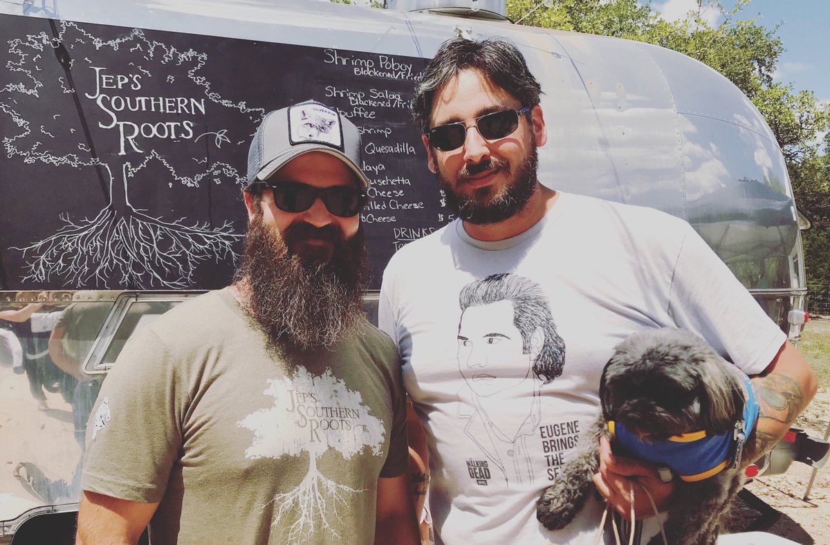 OMID_ARME's tweet photo. Little Peanut Omid and I @M_Palmer78 Met this guy @JepDuckman while at @TheFamilyBeer We had a Fantastic Time @AKatPalmer https://t.co/7XP3PrcDhL