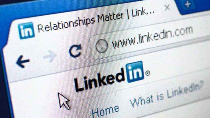 FX_Digital's tweet photo. Incorporating Keywords to Improve Your LinkedIn Profile https://t.co/3eWCSMvB6o #socialmedia #digitalmarketing https://t.co/cNQEZwni0t