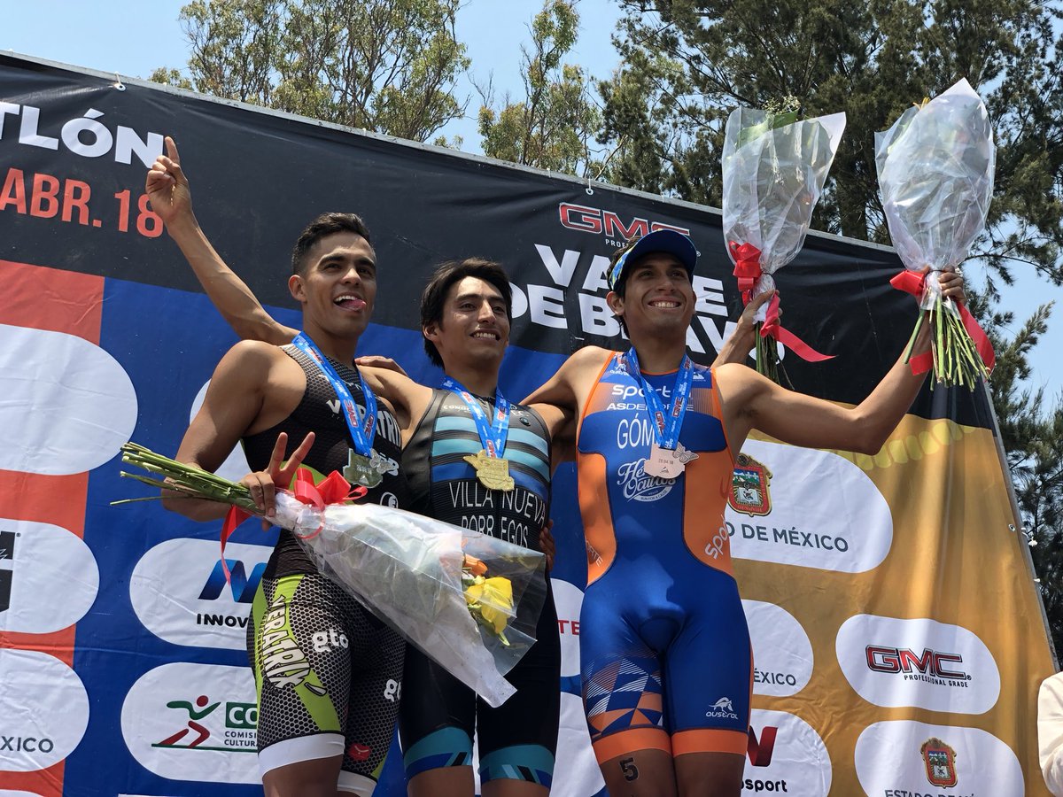 FedMexTriatlon's tweet photo. Espectacular cierre en la Universiada y Triatlón Valle de Bravo  2018 https://t.co/BzFpWDUTwW https://t.co/UEvunXmtKg