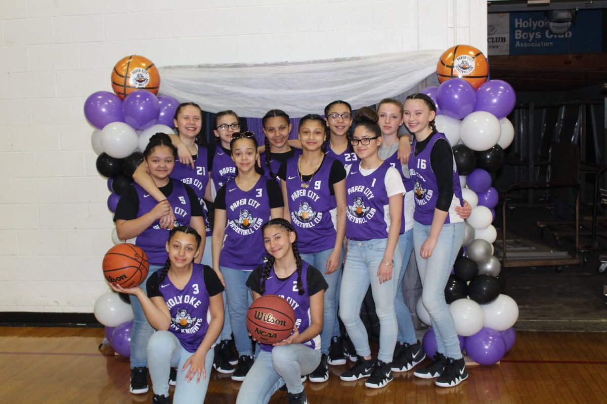 Today’s 14U Dinner Fundraiser was a success!! Kudos to all the coaches, players and most importantly, the parents who made this happen 👏🏽👏🏽  Thanks to all who came by to support #PaperCityBasketballClub #StartSmallDreamBIG