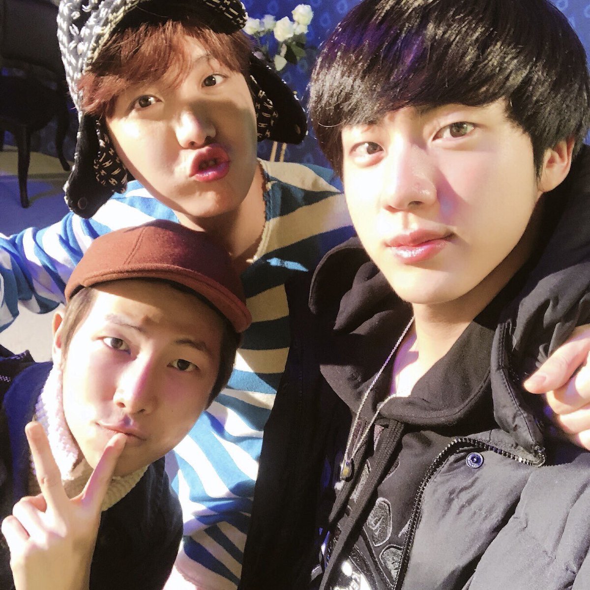BTSKIMMIKU's tweet photo. 防弾少年団のグッズ譲りに出したいです。

グッズ整理したくて気になる人dm来て下さい🙇‍♀️

求めるもの、コスメ

よろしくお願いします🙏 https://t.co/5mpxwHQF2P