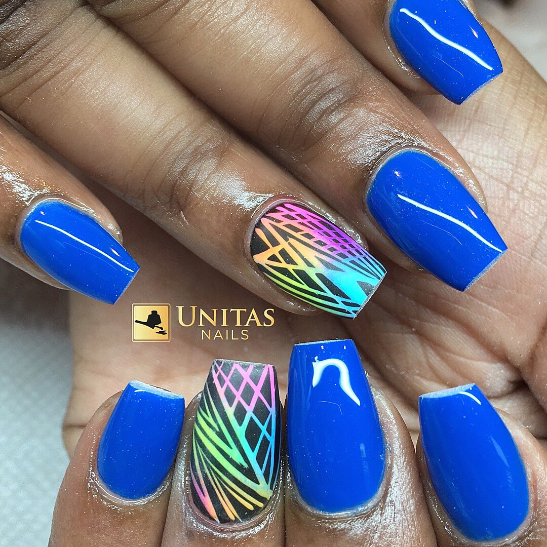 Unitasnails.com #unitasnails #nailart #abstractart