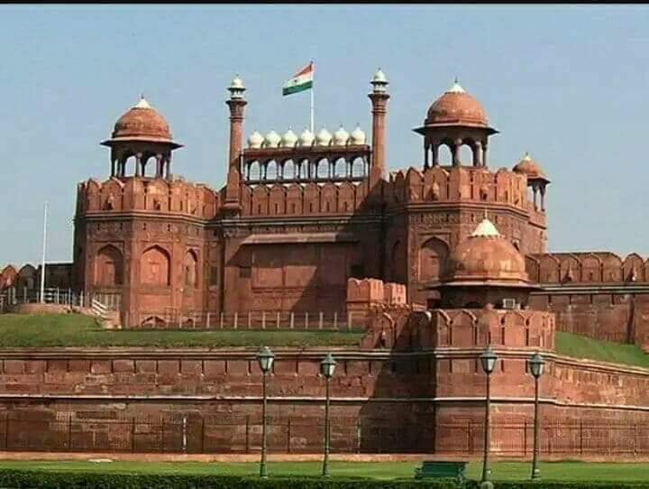 lalitgalav's tweet photo. पूत सपूत क्यो धन संचय?
पूत कपूत क्यो धन संचय?
आज लाल किले की नीलामी ने यह बात साबित कर दिया ।निक्कमी ओलाद अक्सर पुरखो की संपत्ति नीलाम कर देता है।
#radfort https://t.co/hFbriDy9ty