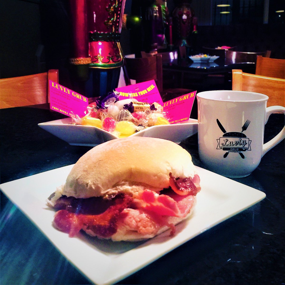 luvlygrub's tweet photo. @KeepSplottTidy @EdwardStubbs @inksplott @GreenCityEvents @msjanehenshaw @huwthomas_Wales @SplottAlbion_ @CoopSplott @NisaLocalSplott @Cardiff_GandS Hi all, please pop in for a free bacon butty & a cuppa after all your hard work, Thanks so much for keeping the area Splotlessy clean #Splott #Tremorfa #Splorfa #lovewhereyoulive ๐๐๐ฎ๐ฏ https://t.co/1x3GPVEUQs