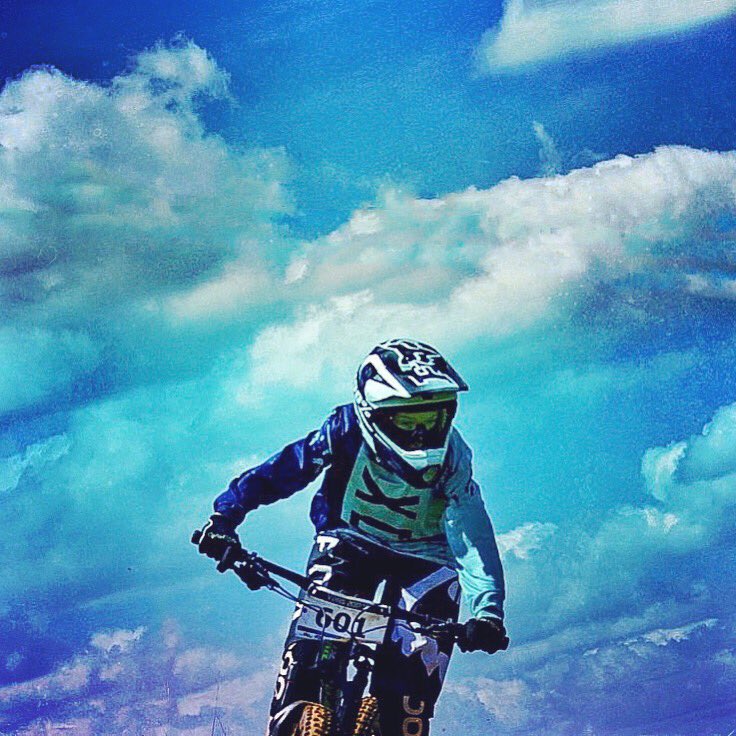 deananthony65's tweet photo. #MTB #MountMajor #Victoria #canonaustralia #canon_photos #follow #bike #outdoors #downhill #MTBA #looseriders #looseridersvictoria #Enduro #shepparton#dh #vdhs #mountainbiking #Downhillbike https://t.co/oJ0gdNs5lT