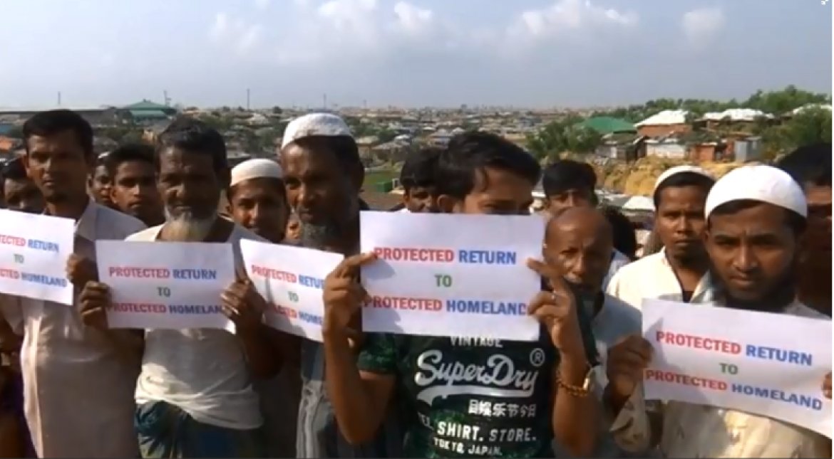 Protected Return to Protected Homeland

Rohingyas rally seeking guarantees for a safe return as UNSC visits Bangladesh camps wionews.com/south-asia/roh…

#Rohingya #MyanmarGenocide

<a href="/drzarni/">maung zarni</a> @YoursRohingya