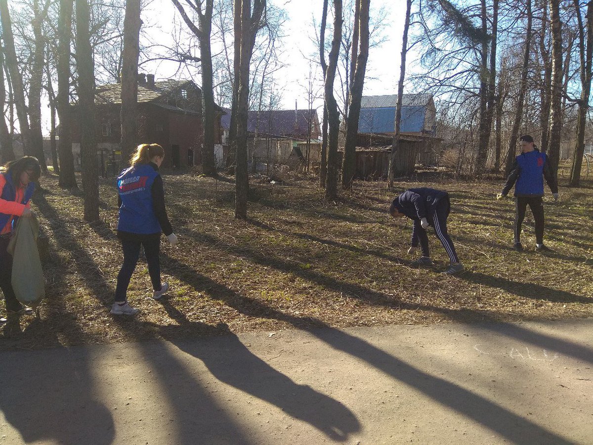 _Alex_Grachev_'s tweet photo. мероприятия по уборке города продолжаются! https://t.co/A5BBlfOD1r