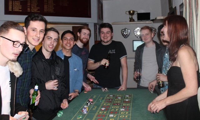 jollyjesters77's tweet photo. A recent #21stBirthdayParty and a some casino fun before these lads all went clubbing. #Partytime with our mobile #FunCasino hire, https://t.co/kTe4edbOyQ  Perfect for all #Birthdays #Anniversary #SummerBalls #ProductLaunces, #WeddingEntertainment &amp; #CorporateEvents. https://t.co/3O8114Bu7I