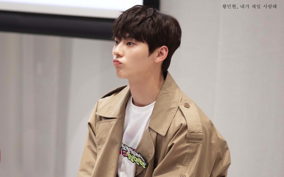 hmh_iloveumost's tweet photo. 20180428 이니스프리 황민현 

입꾹꾹 모음 

#wannaone #워너원 #황민현 #민현 https://t.co/4sEWDasISk