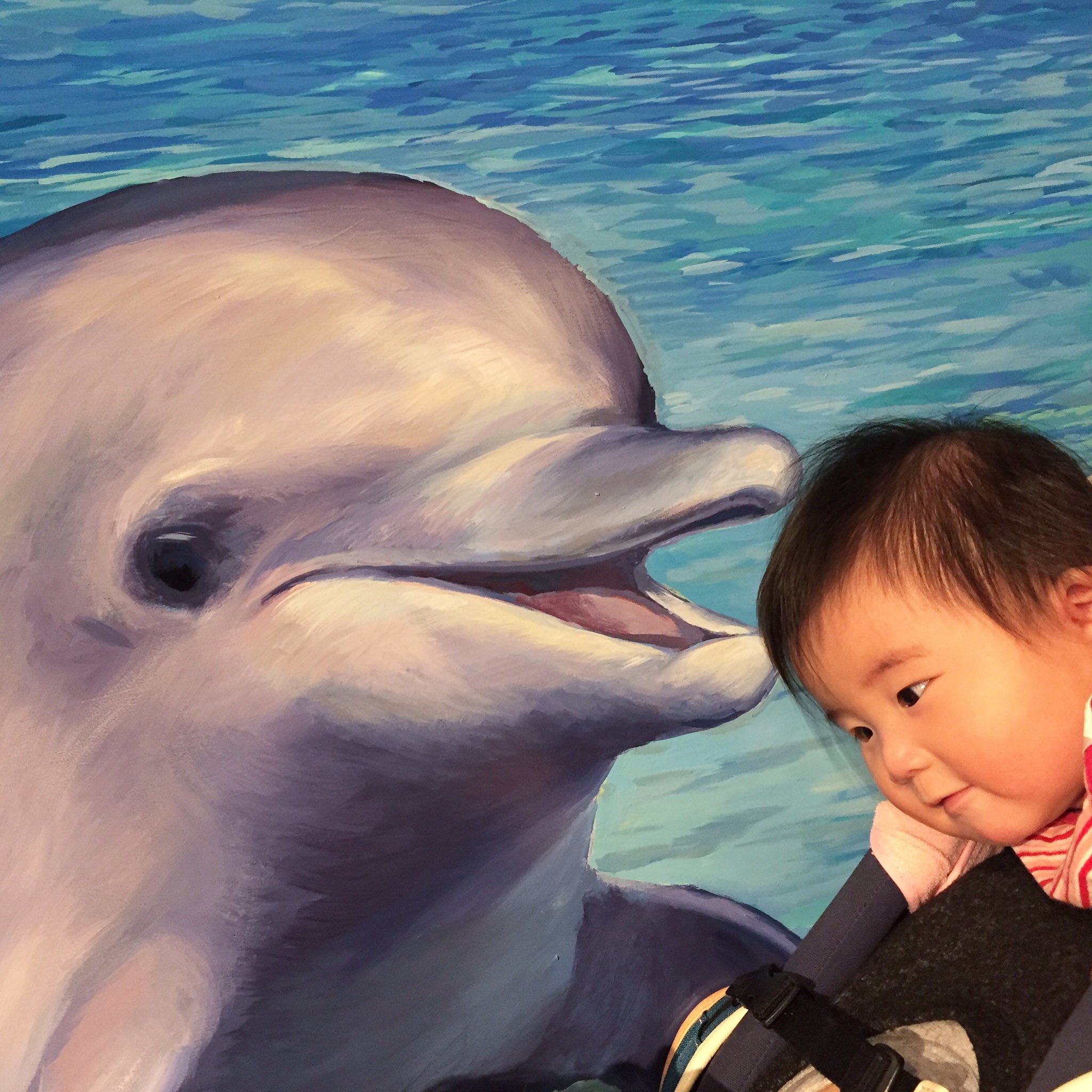 横浜トリックアートクルーズ ゴールデンウィーク ランドマークプラザ4階の横浜 トリックアートクルーズでトリックアート写真を撮っちゃおう 赤ちゃんでもこんな可愛い写真が撮れますよ トリックアート 横浜 桜木町 みなとみらい 美術館 写真