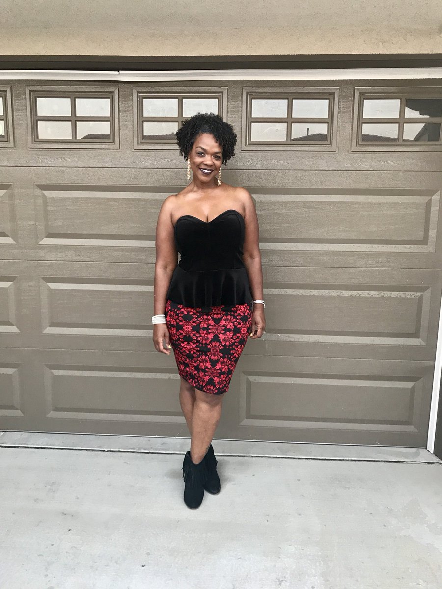 themedalchaser's tweet photo. 50 is Really the new 50 #grownandsexy #veganintraining #healthyjourney https://t.co/t2pKmxVVP2