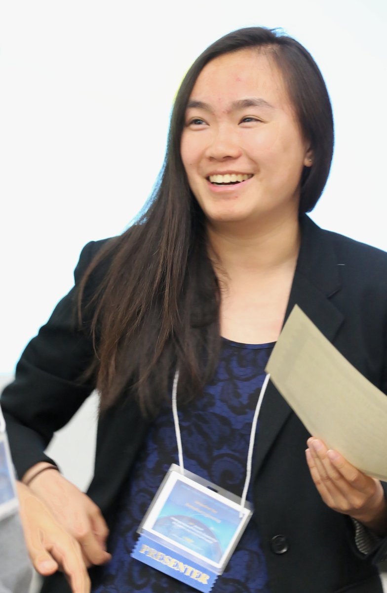 heinrich_lab's tweet photo. Our @UCDavisCoE undergraduates at their best:  Presenting at the 2018 @ucdavis Undergraduate Research Conference are Jacqueline Yee, Joleen Cheah, Kyle Jacobs, Katherine Erickson @syamadalab. https://t.co/VvMTb7CrWQ