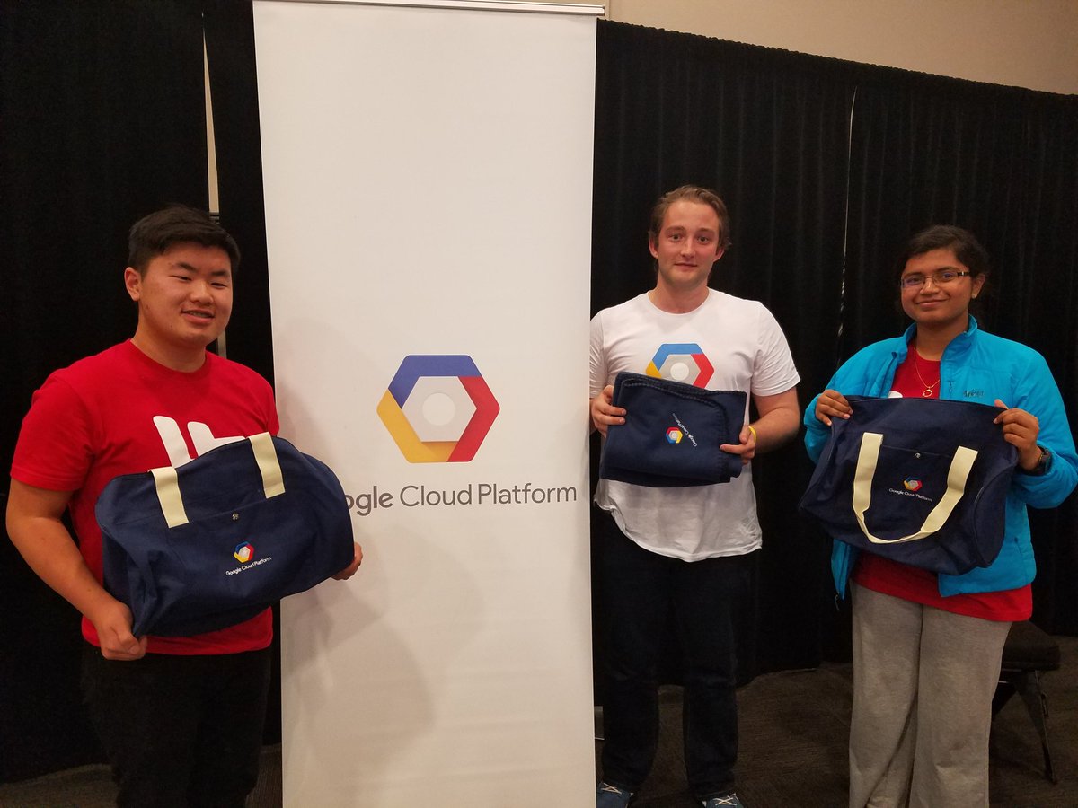 hackfresno's tweet photo. More #hackers winning swag from the #googlecloud platform booth at #hackfresno2018 

10 more hours of #hacking and 
 #swag to come.

#hackfresno2018 
#hackathon https://t.co/hGphgKOleg