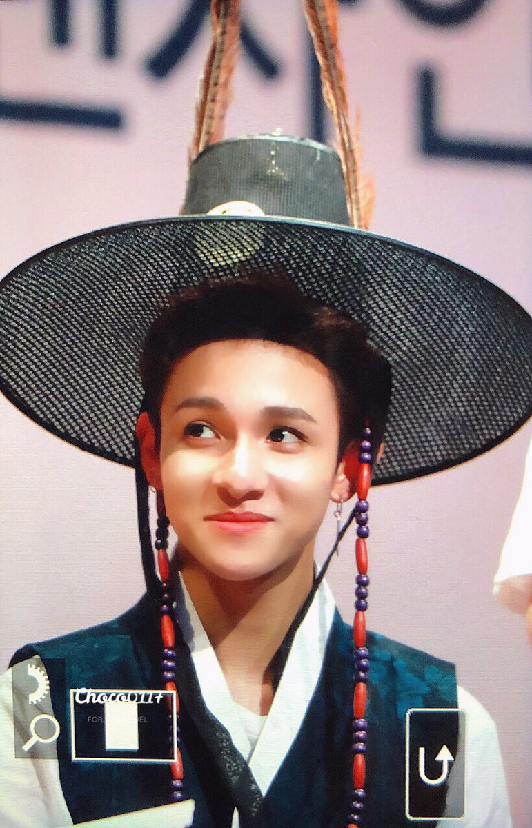 Choco020117's tweet photo. 180429 팬싸
 @bravepunch0117 
#사무엘 #Samuel #サムエル #ONE https://t.co/Gnzu86xBdQ