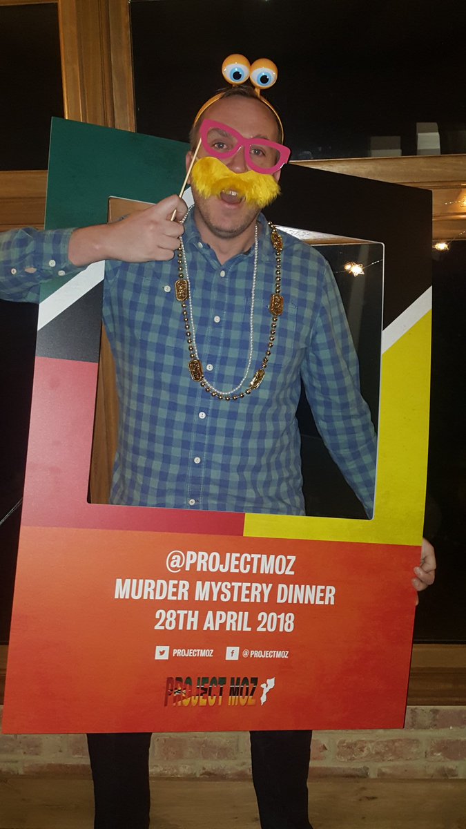 ProjectMoz's tweet image. Huge thanks to  @the_un_loved for designing and supplying the frame for last night's fundraiser!