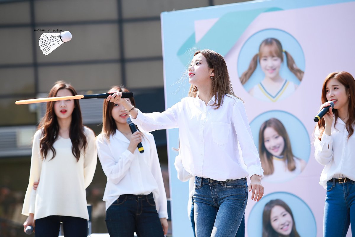 IMBELLIS_kr's tweet photo. 170429 에이프릴 피크닉  7pics

#에이프릴 #April #나은 #Naeun

More pics  💕 https://t.co/ek4tk7amy8 https://t.co/RpKpgMMqrj