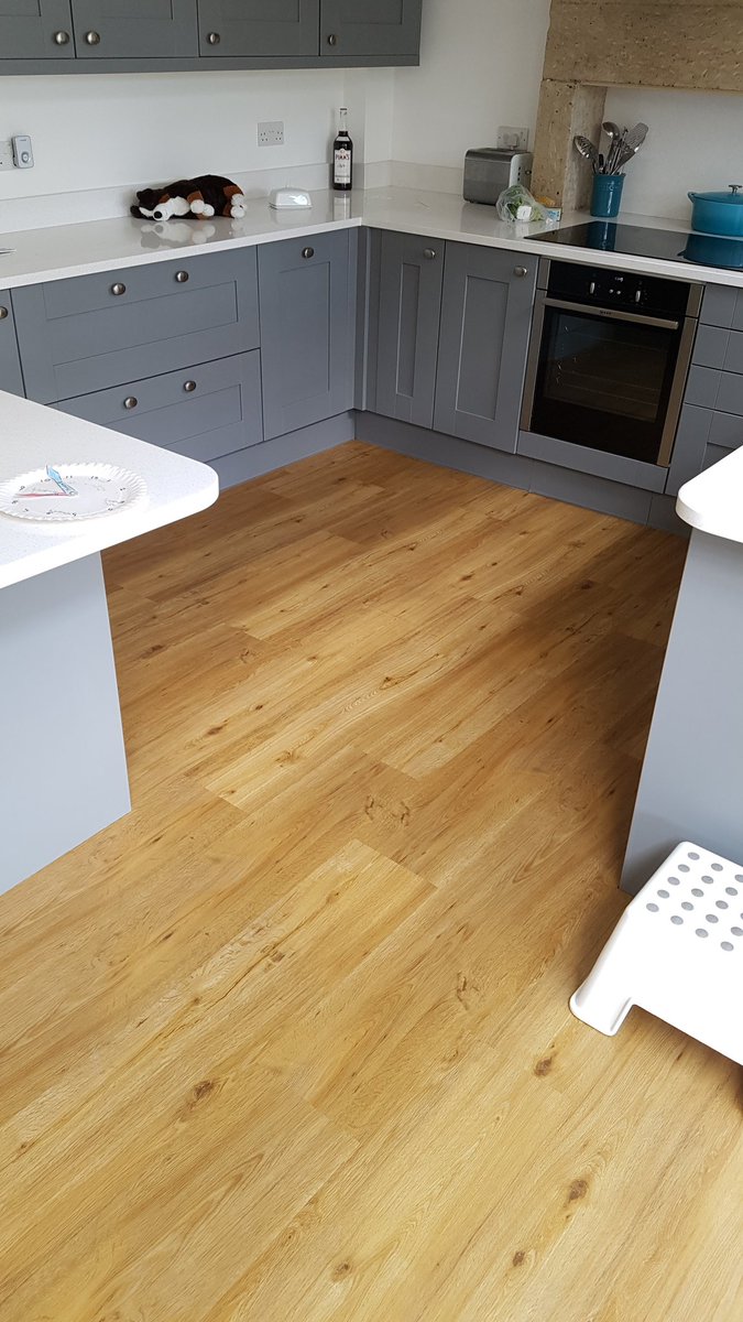 mjwflooring's tweet photo. Nice to revisit a job, and see the room dressed. @TarkettUK #LVT id essential looks stunning in this room #floorfashion #chesterfield #flooring https://t.co/lkb6Ei9YHW