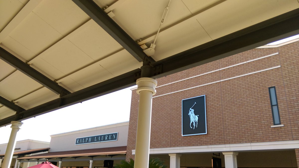 アホゼルさん 3ピースメーカー 神戸三田プレミアム アウトレット ラルフローレン Prada ジバンシー アウトレットといえ 居並ぶ ブランド店舗の数々 O ーwー ーwー 神戸三田プレミアムアウトレット 神戸 Kobe 三田