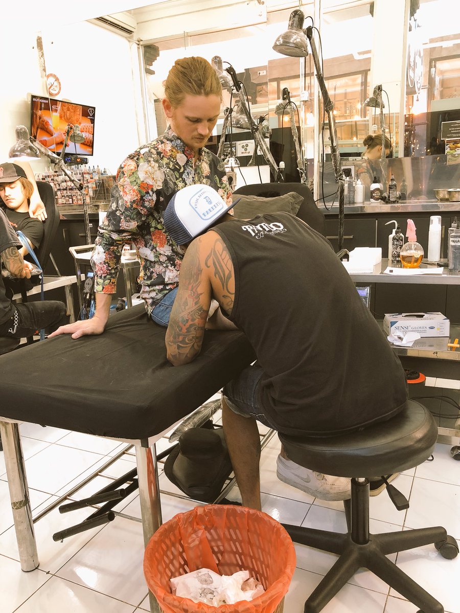 Elliot_samsung tweet media