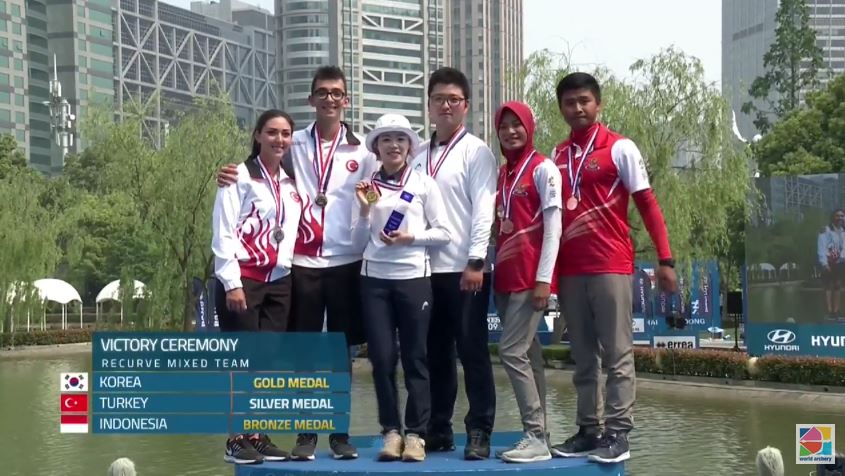 ArcheryTR's tweet image. Mete ve Yasemin'den Gümüş Madalya  🇹🇷🏹🇰🇷🥈👏 #WCShanghai #archery 
tof.gov.tr/2018/mete-ve-y…