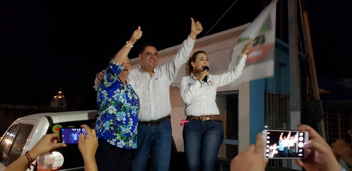PRIMx_Coah's tweet photo. ¡Coahuila #AvanzaContigo! Estamos listos vamos con todo ¡ #UnidosSomosMásFuertes! #YoMero4x4 #VotaPRI #EnTodasPartes https://t.co/Ne5XflAGii