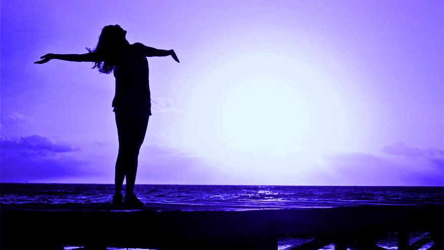 s_s_neves's tweet photo. Que a cada manhã você renove sua vontade de lutar...
#GoodMorning #ColorOfTheYear2018 #UltraViolet https://t.co/b78qKOrmhy