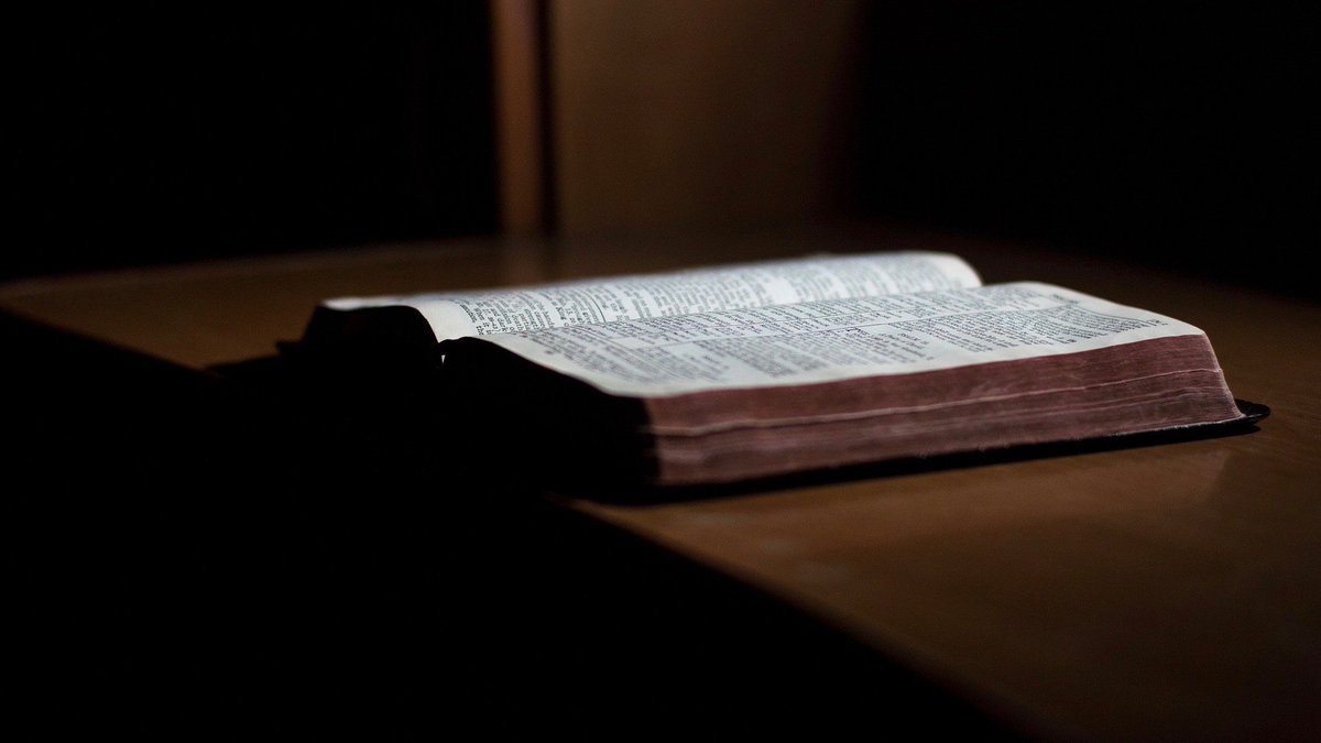 "Teach me to understand and obey your word, 
to speak with love, to work for your kingdom,
and to walk the path of peace." #prayer Read more: sanctuaryfirst.org.uk/daily-worship/…