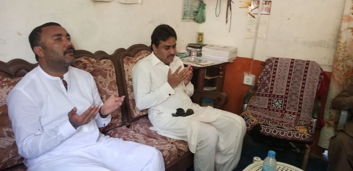 ZuaidJunejo1's tweet image. #PPP Minister #LocalGovtSindh Mr @jamkhanshoro Offered Condolance with Mr Mazoor Mangi On death of his Mother at Waqar Town Ward No.15 M.C,Q Qasimabad #Hyderabad .