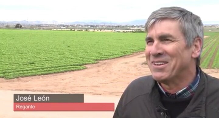 AntonioGarPas's tweet photo. "El agua reutilizada salva la producción a los agricultores en zonas de sequía"
No te pierdas el vídeo de esta noticia
Conoce el caso de la regeneración de aguas residuales de la EDAR de Cabezo Beaza (Murcia) para su uso en agricultura
https://t.co/DyRElLo4P1 
@abc_es
@ecogallego https://t.co/MkBGjkZQoi