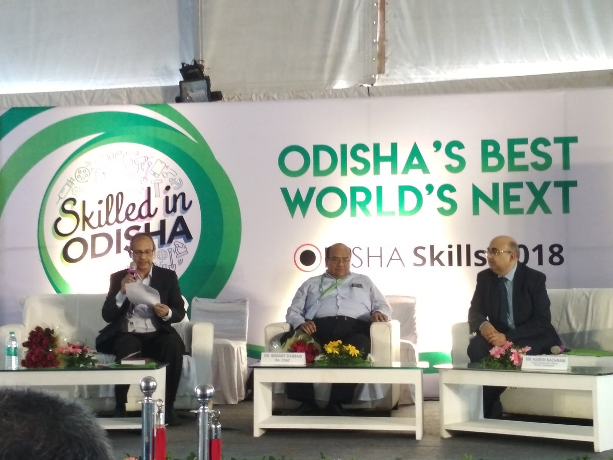 Prof_Anurag's tweet photo. Prof Haribandhu Panda Vice Chancellor @CUTMIndia moderating panel discussion on 'Technology for Skills Development' with Dr #HemantDarbari DG #CDAC &amp; Mr Harish Nanchnani from Festo Germany. https://t.co/xJbIymT191