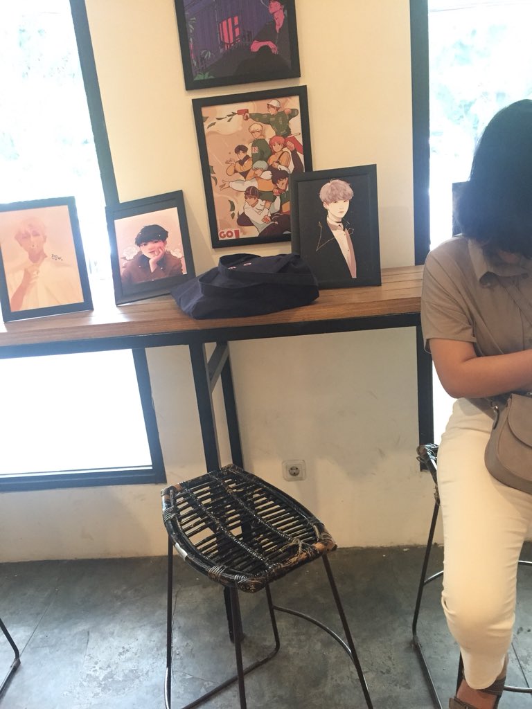 BangtanSister's tweet photo. Here!! https://t.co/taFIHxHh7S