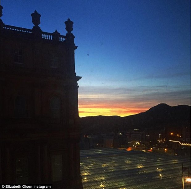 VisionOfScarlet's tweet photo. Elizabeth Olsen on Instagram: "Finished my first week on Infinity War just in time for the sunrise #avengers #goodnightorgoodmorning?"
https://t.co/GiZchEsm3o
April 3rd, 2017. https://t.co/pP075w3Eje