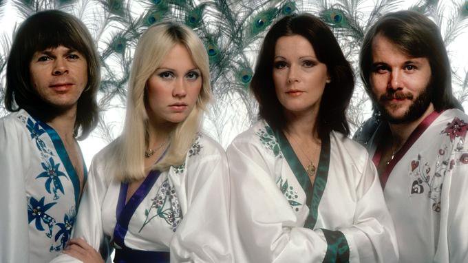 arnaud__morand's tweet photo. Sans doute l'information la plus importante de l'année : #Abba se reforme pour deux nouveaux titres 😱😱😍😍 #dancingqueen #ABBAWELCOMEBACK https://t.co/UuAu8A4gop https://t.co/pEpZ04SrZC