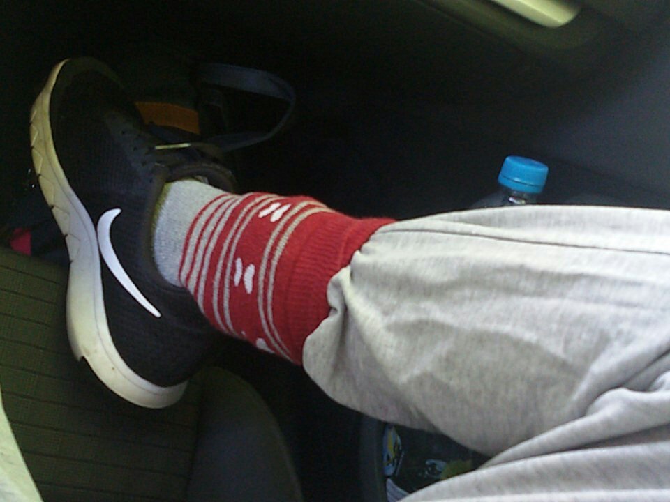who_cares_nvm's tweet photo. Going back home....
Also I'm very fashionable. Jet Set life so glamorous 💅

#projectholland #iamtired #backinafewweeks https://t.co/jcSFprBYEB