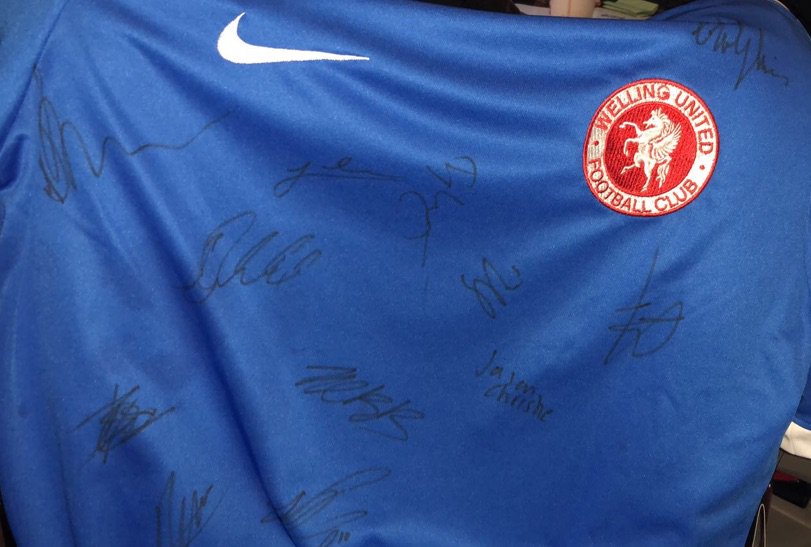 WingsTV's tweet photo. Lovely touch from the management and players at Welling United yesterday. Marking the end of 9 years for me there by signing a shirt. https://t.co/QAShuCJfCY