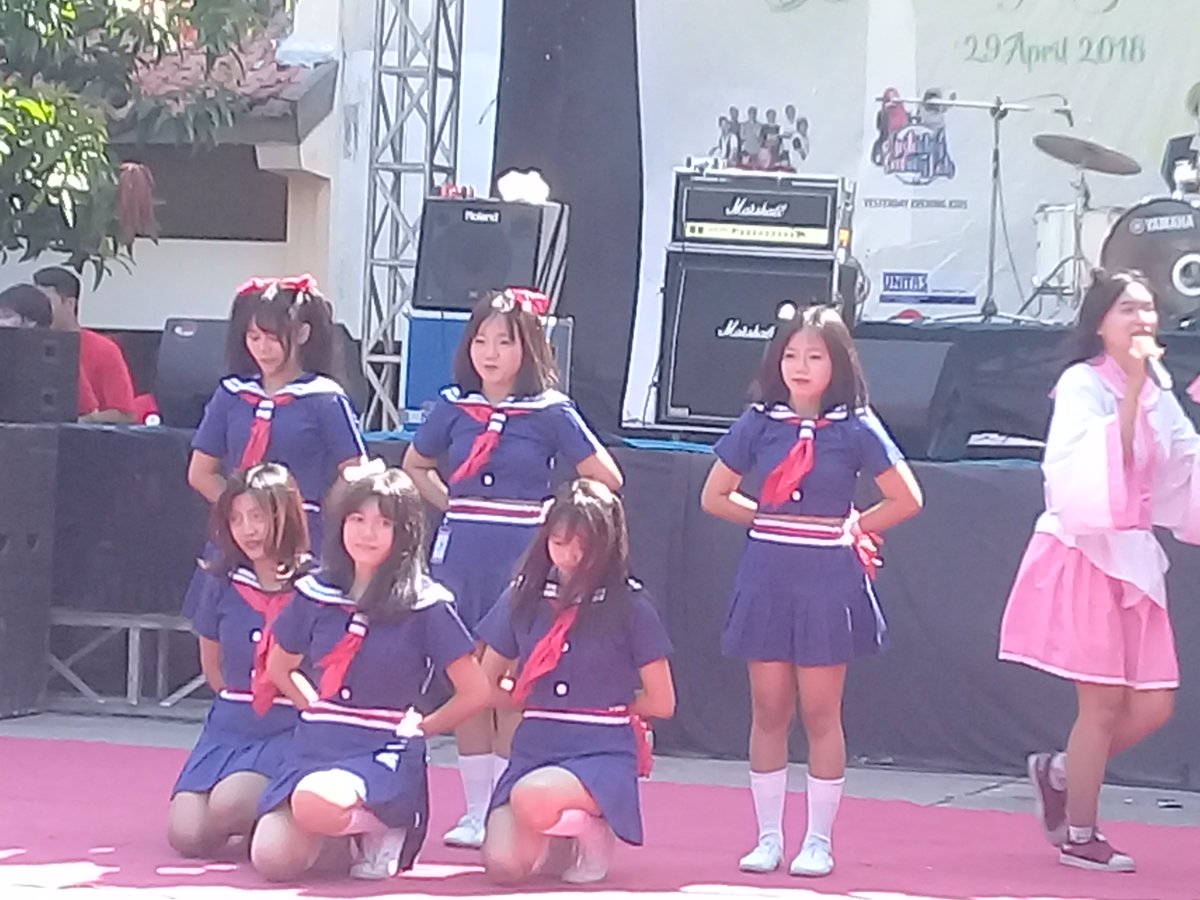 <a href="/GirlsOcean_dc/">Girls Ocean</a> at Japaniversal UNTAG Surabaya 2018

Maafkeun kalo gambarnya blur 😂