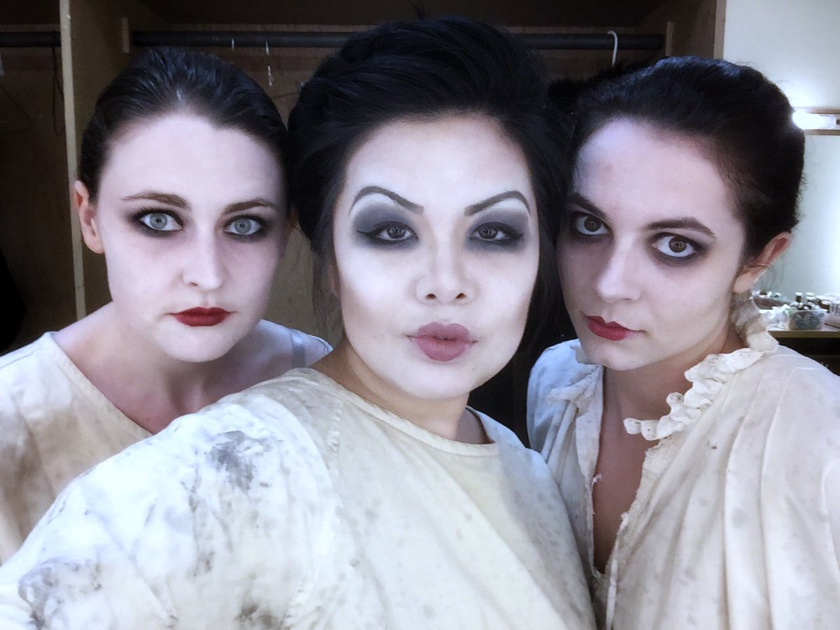 mezzoericairis's tweet photo. Our pre-show selfie to check on #Kryolan #makeup face levels. #TheOvercoat @VancouverOpera #VOFest @TapestryOpera @canadianstage #operasingers https://t.co/naUZJU0tgB
