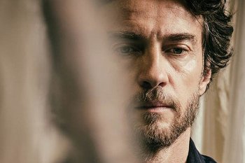 Mariuccia Ciotta - Respiri, il cinema allo specchio
alfabeta2.it/2018/04/29/res…