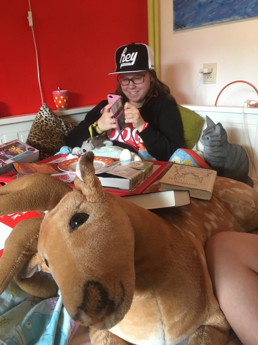 AlexGovers's tweet image. HieperdepiepHoera 16 jaar!