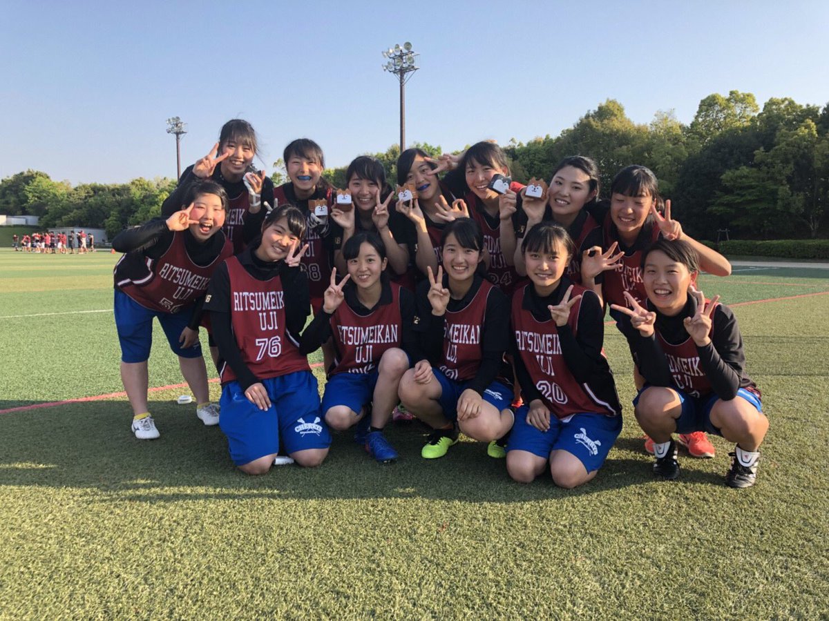 cherrys_lax's tweet photo. 今日はteen's初戦までのラスト練でした！！
2年生からのサプライズに3年は涙涙でした。😭💗 本当にありがとう。！
次泣くときは関西制覇をしたときです！
気合い120%で最後まで戦います。たくさんの応援よろしくお願いします！！
明日は関西制覇のためにも絶対にブロック1位通過！🔥 https://t.co/YpvQSYulff
