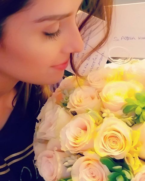 Ayezakhan_ak's tweet photo. Has love ever knocked on your door?
Thankyou so much #hayatkimya #molfixteam for making me a part of your molfix family....... #blessed🙏 #packuptime https://t.co/S2o4Dc5VTZ