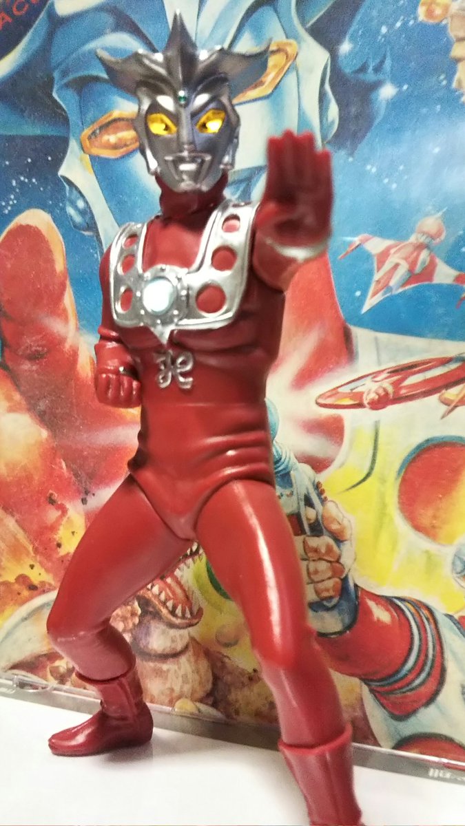 まぐさん V Twitter 何とかアルティメットルミナス06のウルトラマンレオを入手 超カッコいい これはいくつか欲しいなぁ 背景を本編と当時の東京レコード盤にしてみました