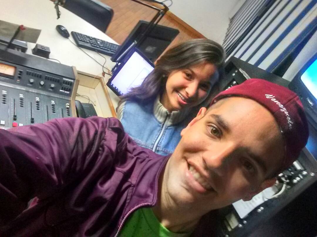 Ahora tengo el placer de contarles que formo parte de este gran equipo de profesionales. Es magnífico compartir con ustedes dos en este excelente programa #ElRetorno <a href="/jesuscardenas90/">Jesús E. Cárdenas</a> y <a href="/edwinsanchezvoz/">Edwin Sánchez</a> por <a href="/contacto937/">93.7 FM Contacto</a>
.
.
.
#ElRetorno #Contacto937